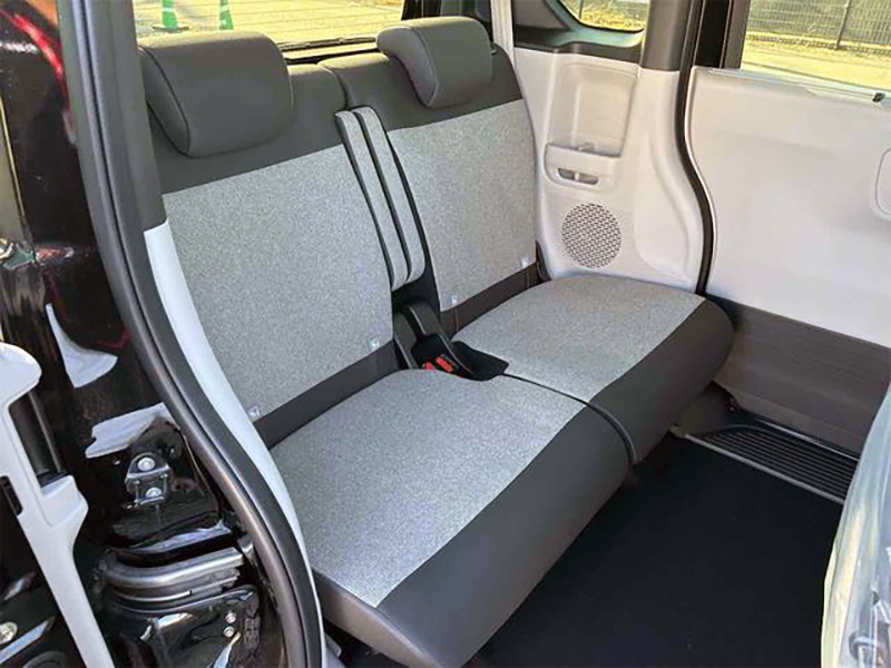 N-BOX ベースグレード 両側電動スライド 164.9万円 太田13km