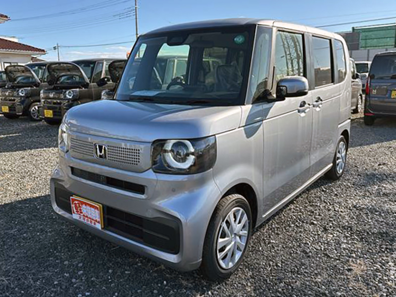 N-BOX ベースグレード 両側電動スライド 164.9万円 太田13km ルナ