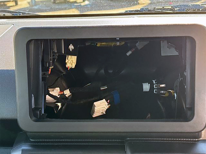 タフト X 134.9万円 太田12km クロムグレー 令和7(2025)年式 33820-3の