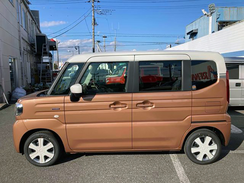 スペーシア HYBRID X 164.9万円 太田12km トニーブラウン×ソフト