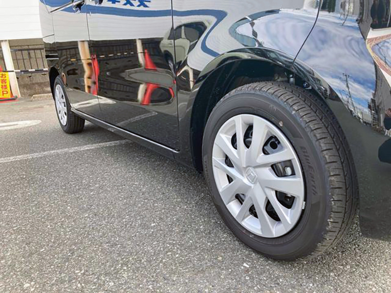 N-BOX ベースグレード 164.9万円 太田12km クリスタルブラック 令和7